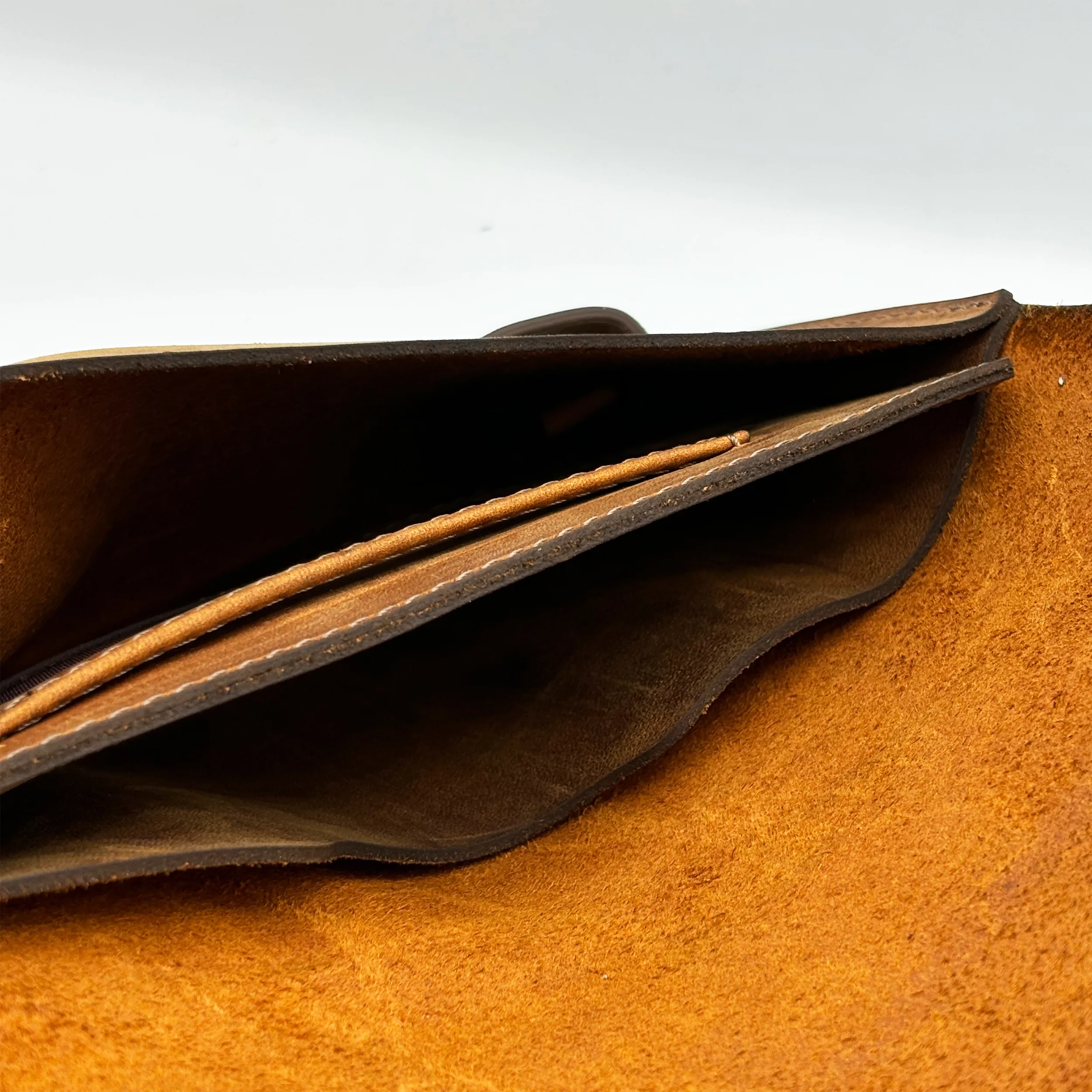 کیف پول چرم آسو مدل باراباس