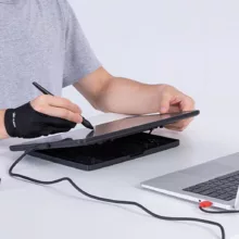 قلم نوری هوئیون مدل Kamvas 13