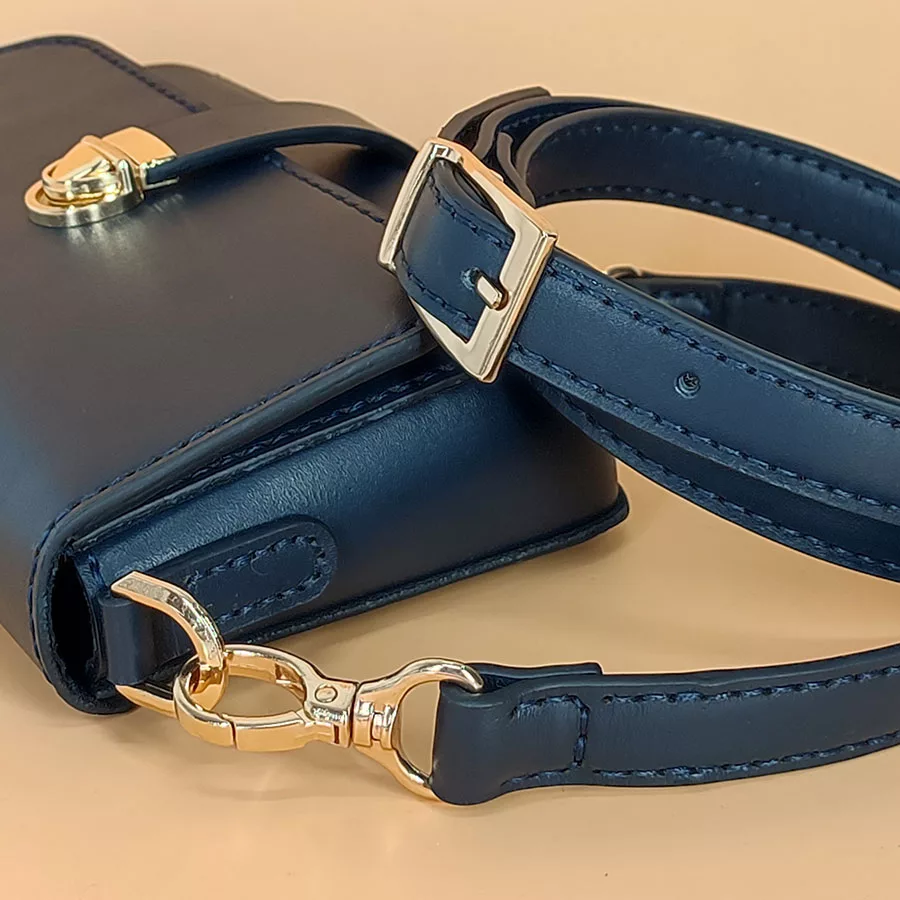 کیف رودوشی زنانه خانه چرم آنا مدل 25735