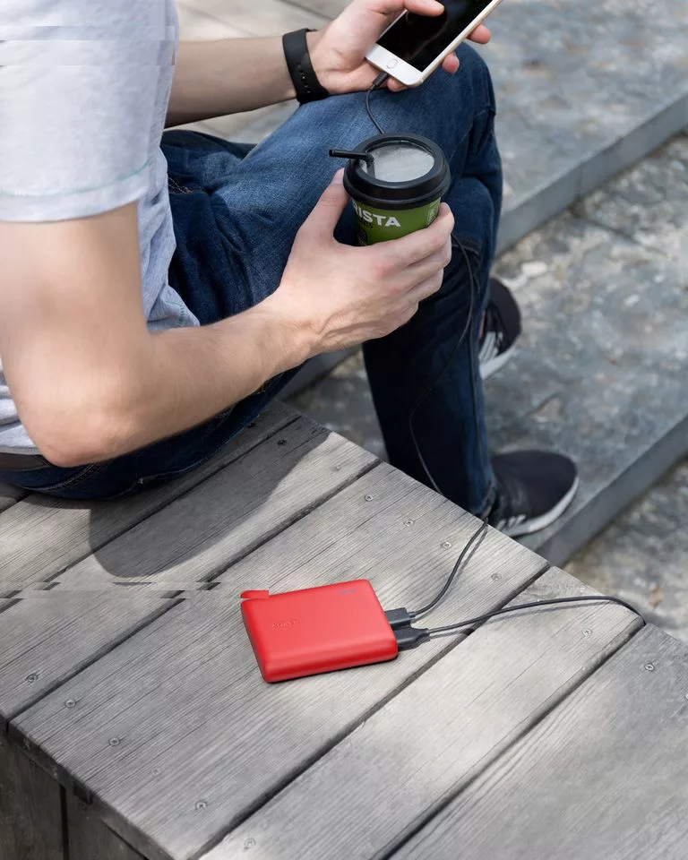 پاوربانک انکر مدل A1215 ظرفیت 13000 میلی آمپر ساعت