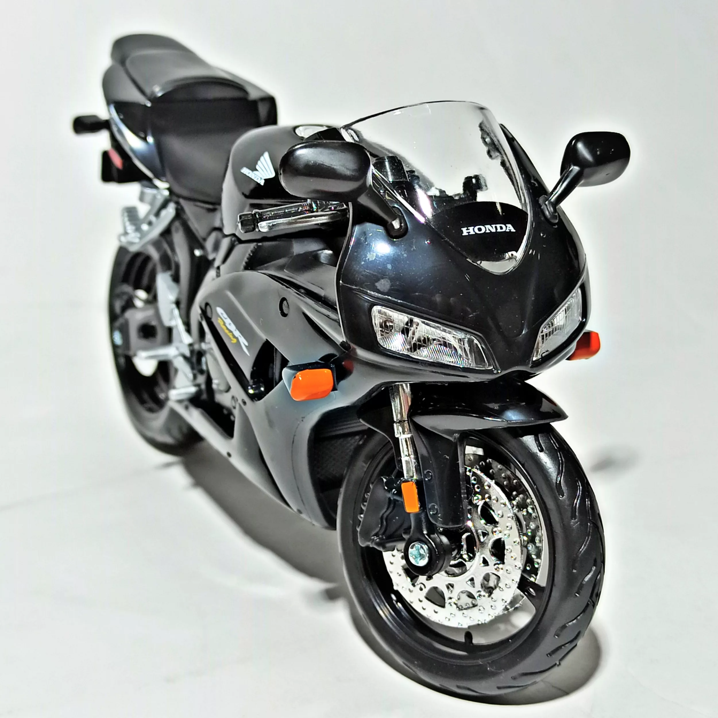 موتور بازی مایستو مدل Honda CBR1000RR