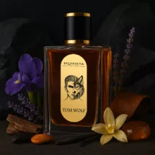 ادو پرفیوم مردانه مومیا مدل تام ولف کهربا با رایحه تلخ و گرم حجم 50 میلی لیتر