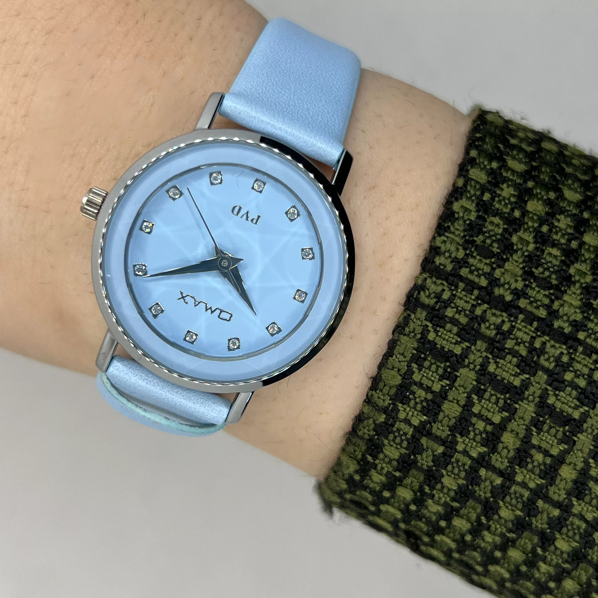 ساعت مچی عقربه‌ای زنانه اوماکس مدل OZEC004IU24