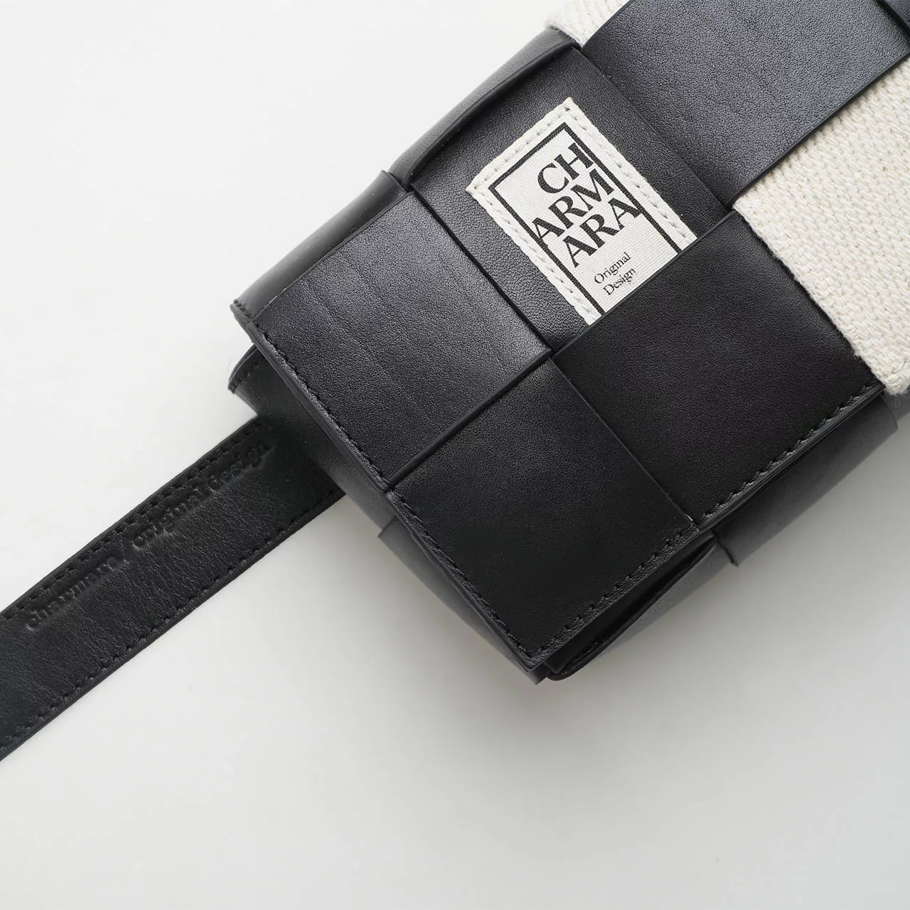 کیف کراس بادی چرم آرا مدل Crust