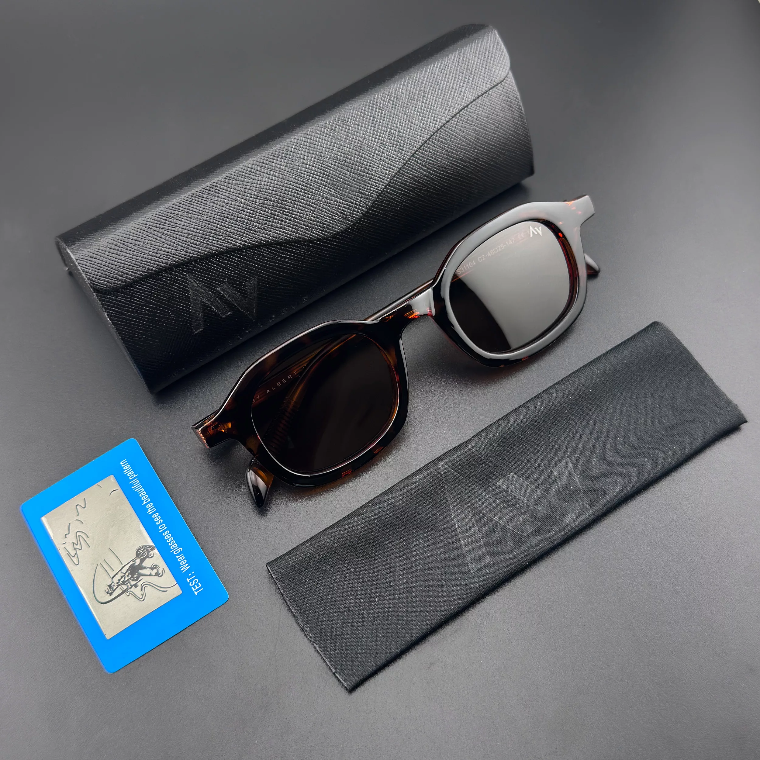 عینک آفتابی مربعی آلبرت وگ مدل S31104C2 Acetate Avantgarde Visionary