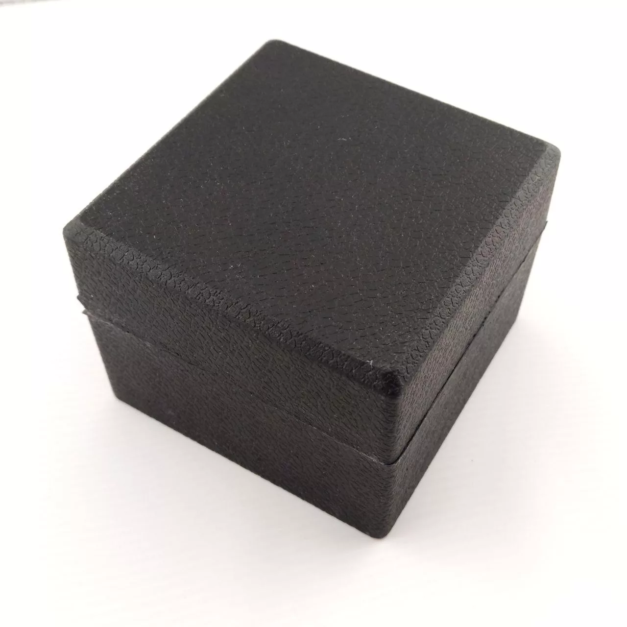 ساعت مچی عقربهای کوارتز زنانه نیوی فورس مدل NF5050SS