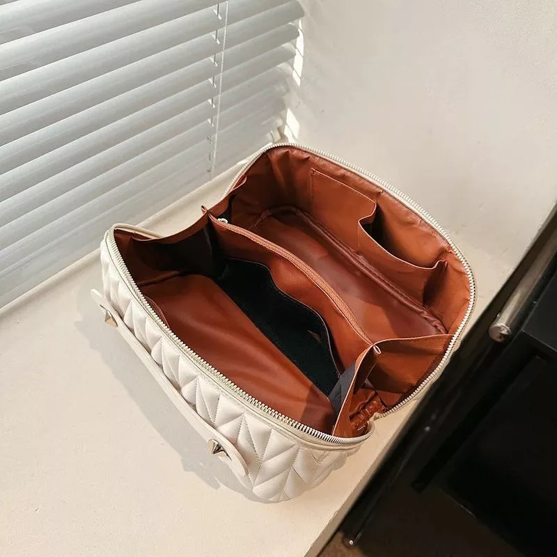 کیف لوازم آرایش زنانه مدل Multifunctional