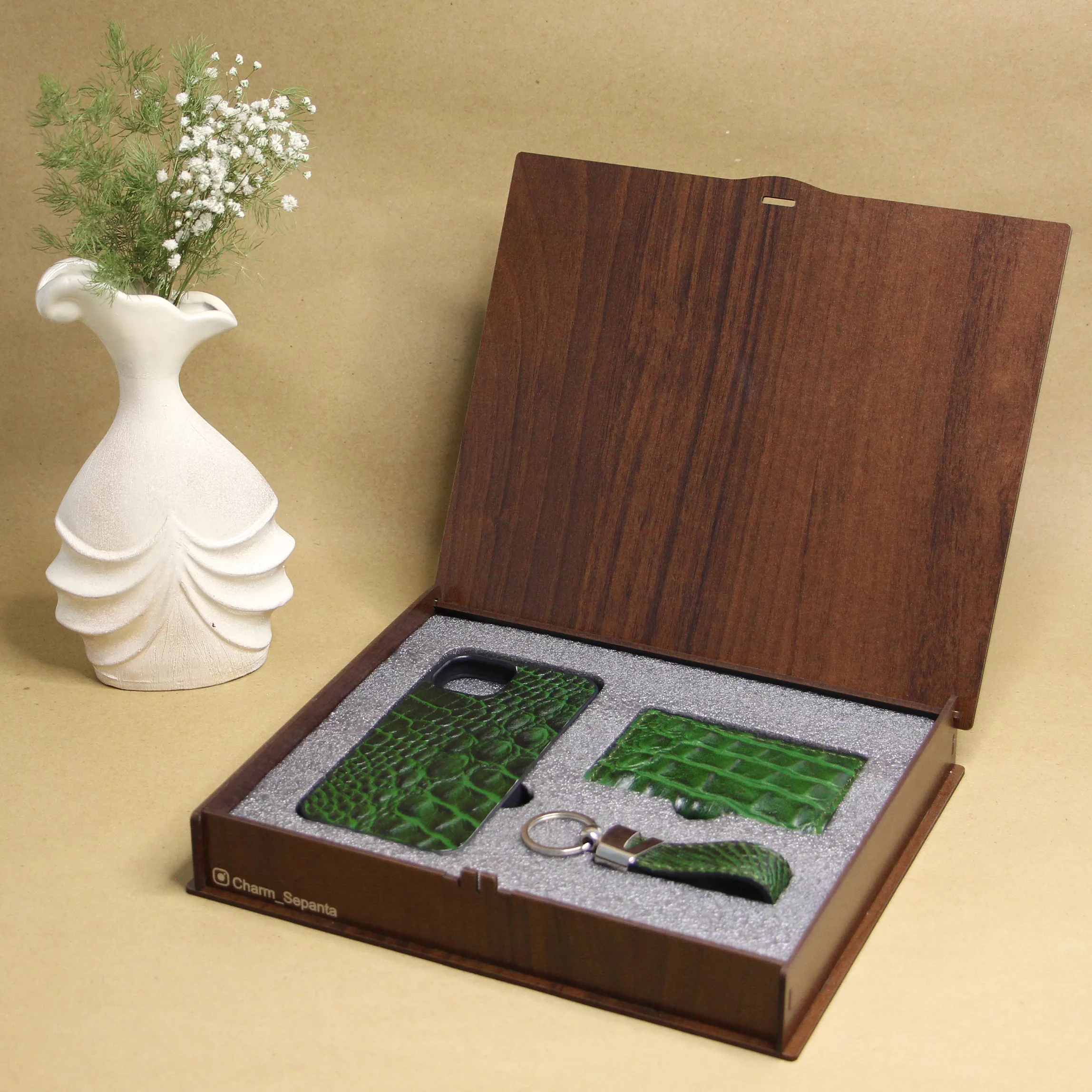 ست هدیه چرم سپنتا مدل 12