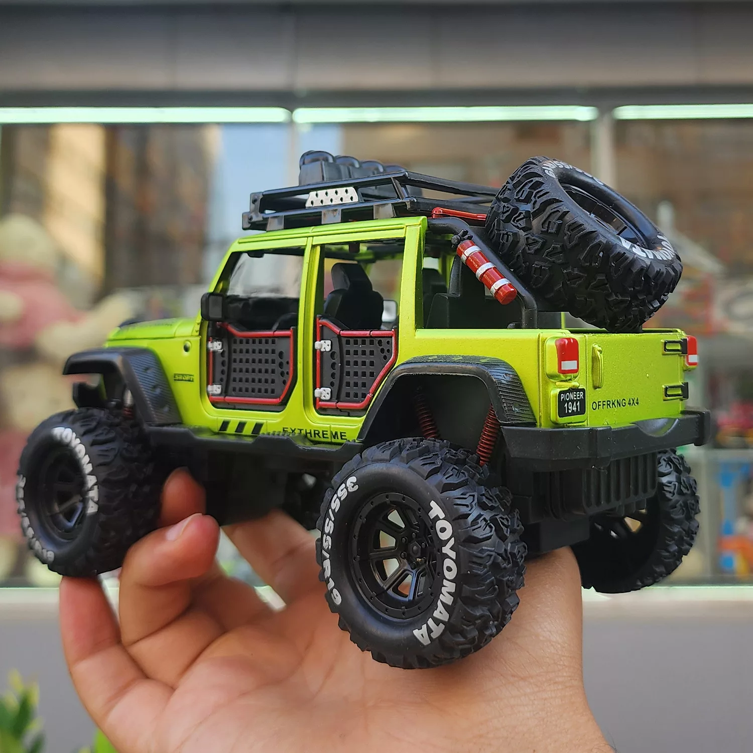 ماشین بازی ناب سل مدل موزیکال چراغ دار Jeep Off Road Wrangle