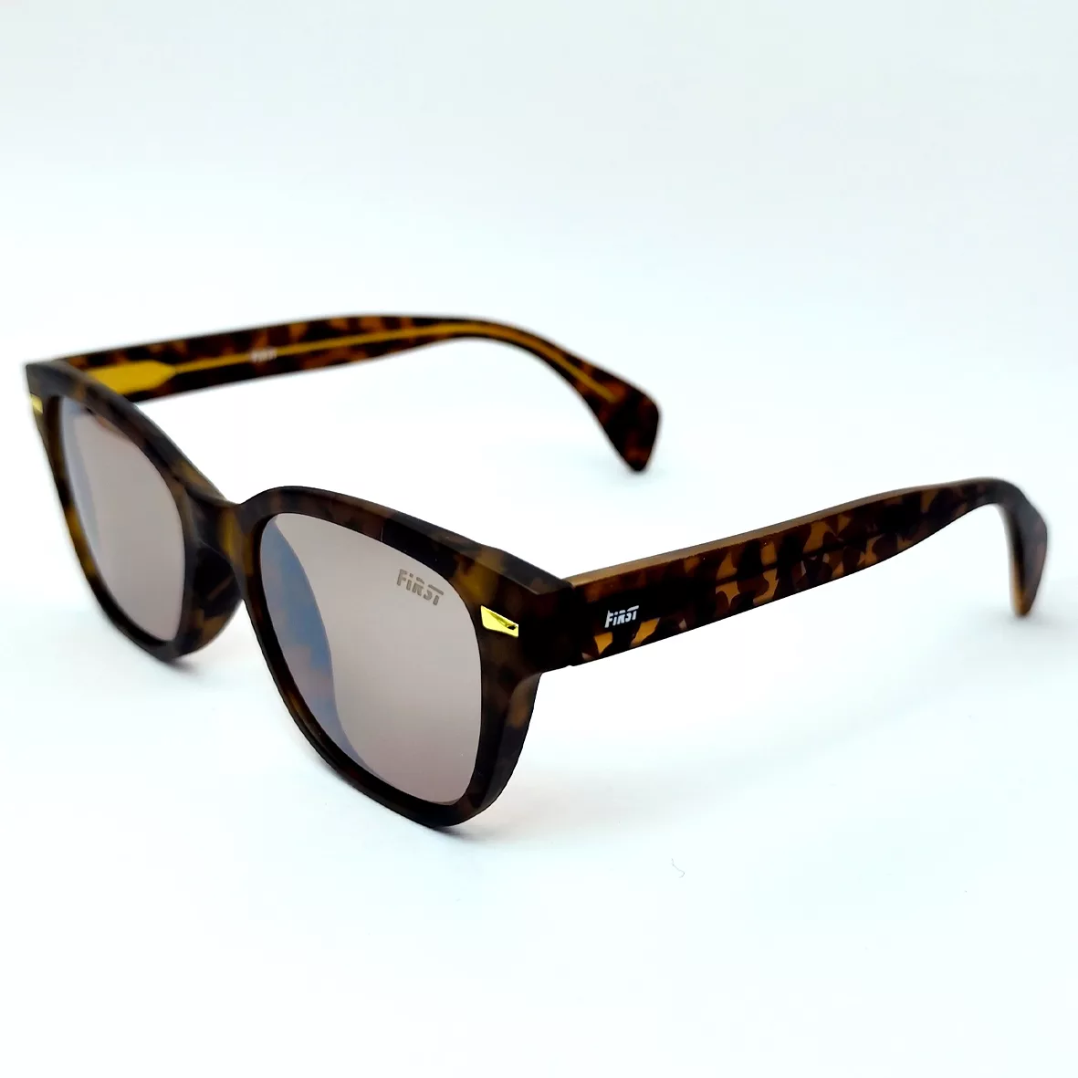 عینک آفتابی ویفرر فرست مدل FIRST-UM6808 C3