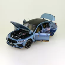 ماشین بازی چه ژی مدل بی ام و M8 کد BMW M8