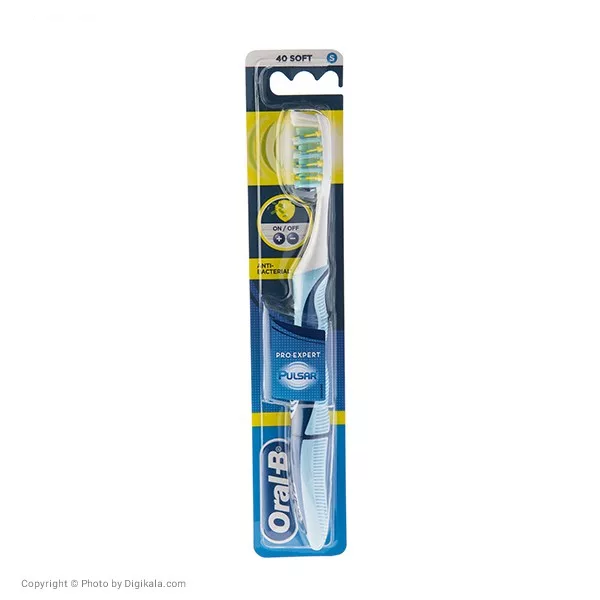 مسواک اورال-بی مدل Pulsar Anti Bacterial با برس نرم