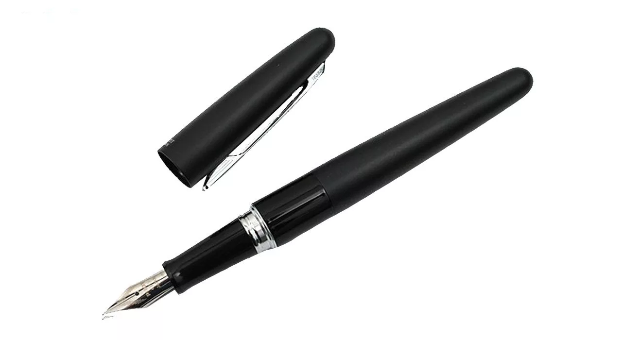 خودنویس پایلوت مدل MR با قطر نوشتاری M به همراه دو عدد خودکار پایلوت مدل BPS-G