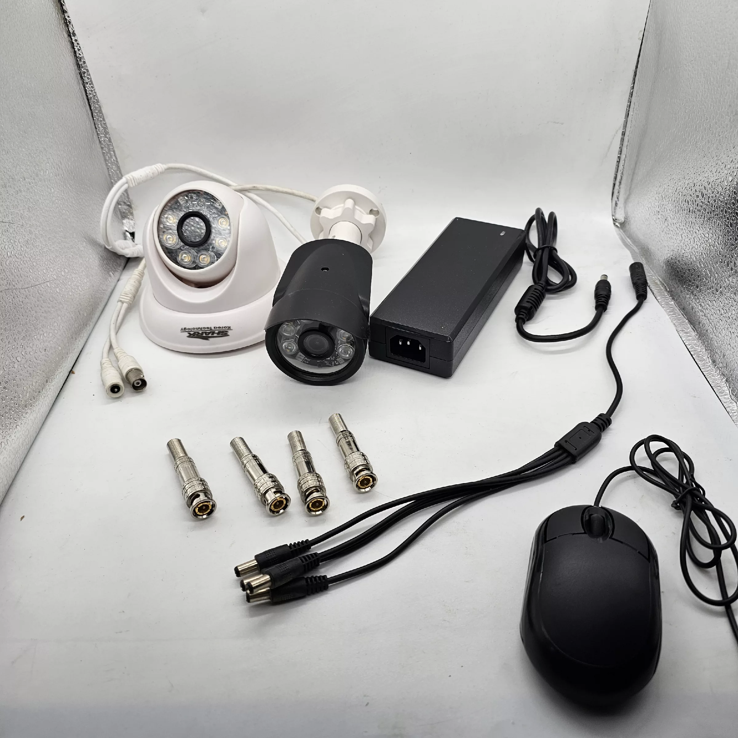سیستم امنیتی شارک مدل AHD-WARM2mp-1