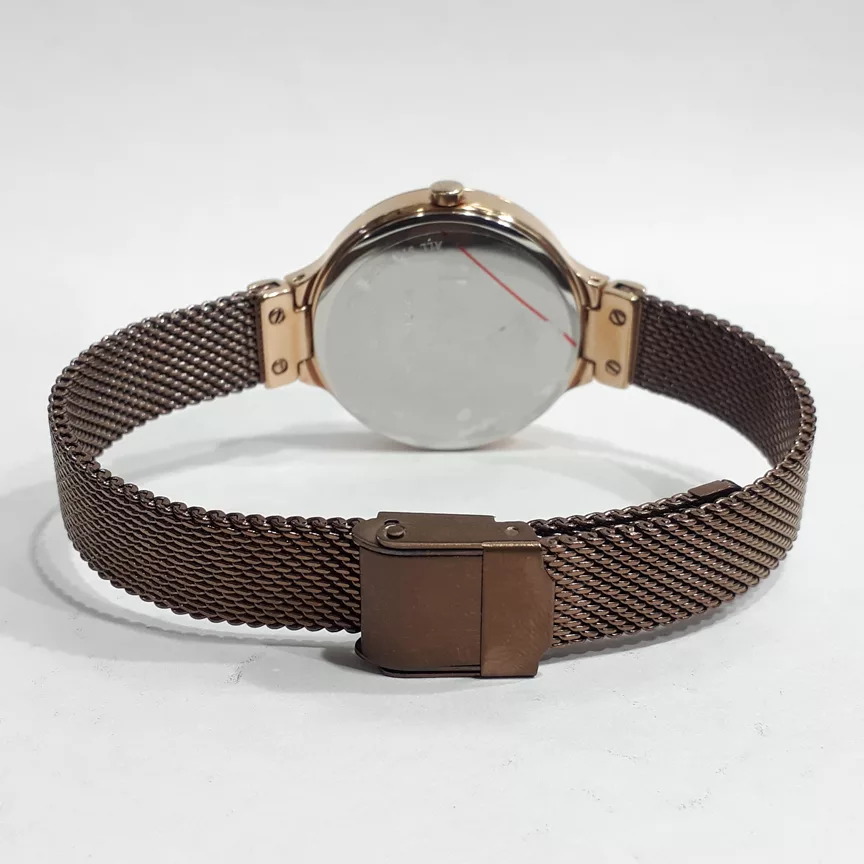 ساعت مچی عقربه ای زنانه لاکسمی کد 3-8037