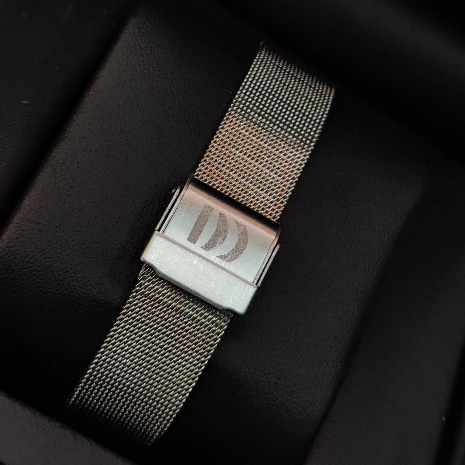 ساعت مچی عقربهای کوارتز زنانه دنیش دیزاین مدل IV65Q1063