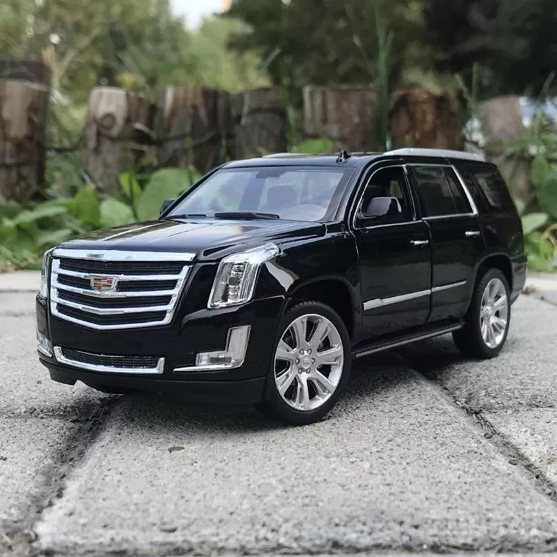 ماکت ماشین ولی مدل CADILLAC ESCALADE 2017