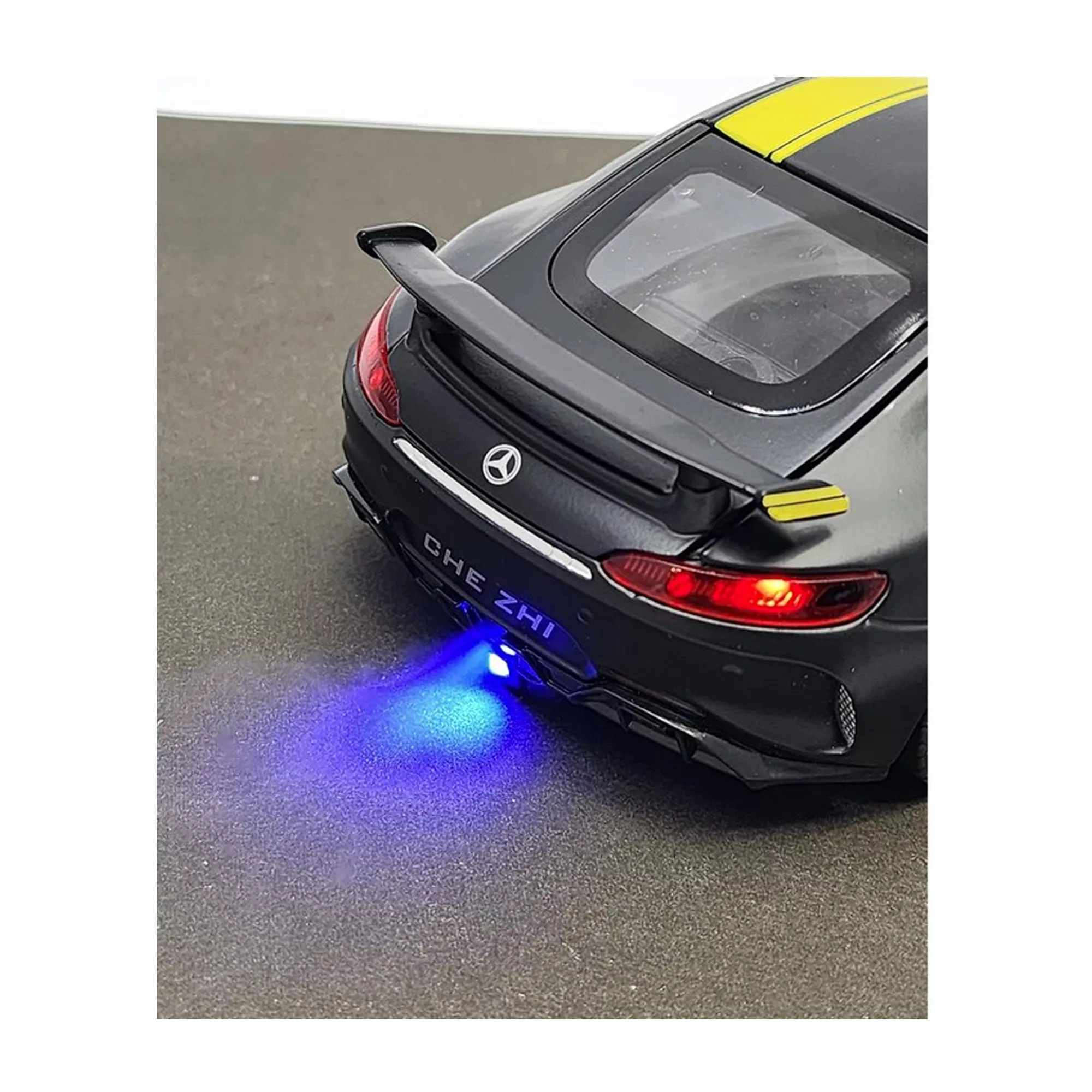 ماشین بازی چه ژی مدل بنز فلزی دودزا کد 230