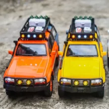 ماکت ماشین چه ژی مدل تویوتا لندکروزر Toyota Land Cruiser LC80 کد R100