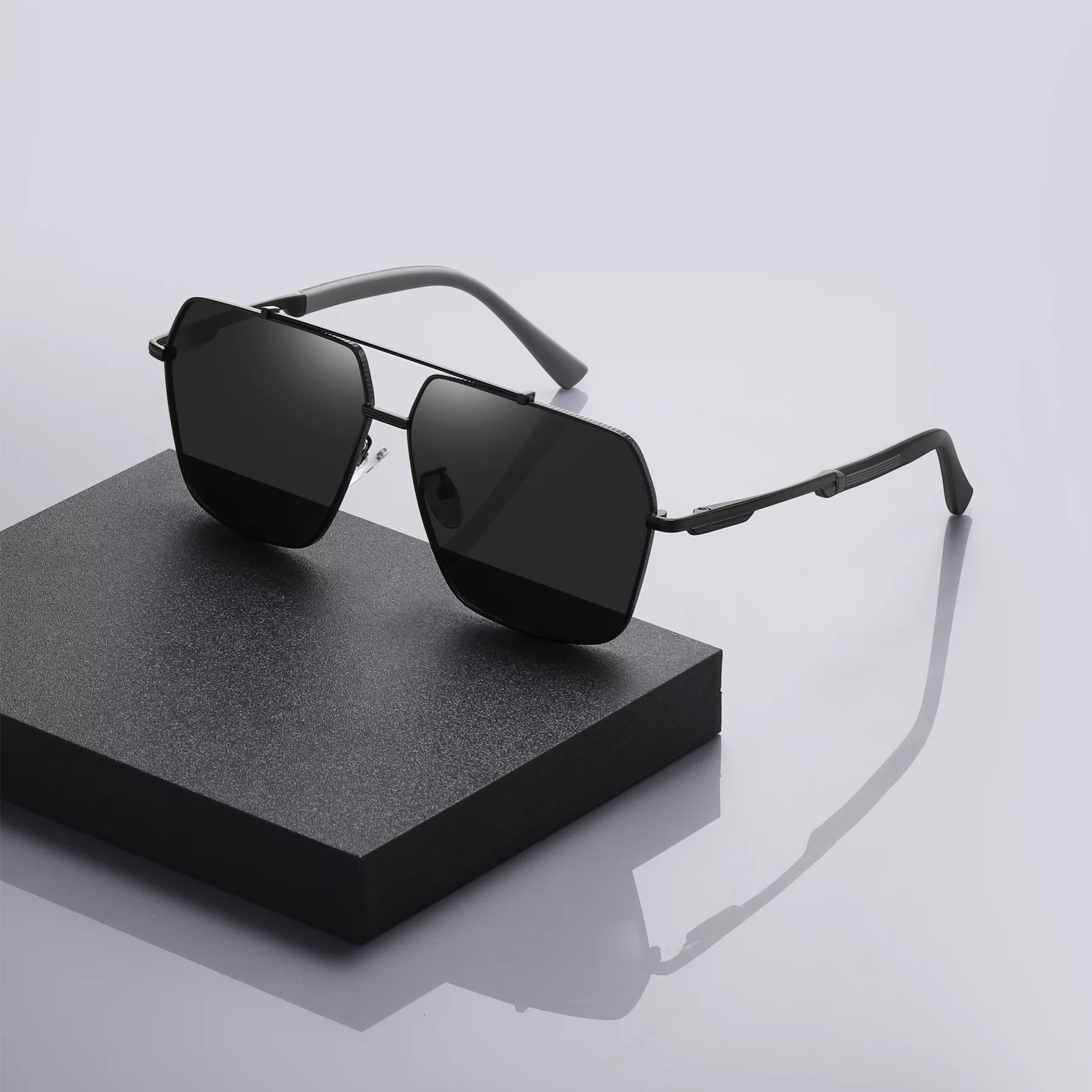 عینک آفتابی خلبانی آلبرت وگ مدل JS8551C91-P242 Polarized Avantgarde Visionary