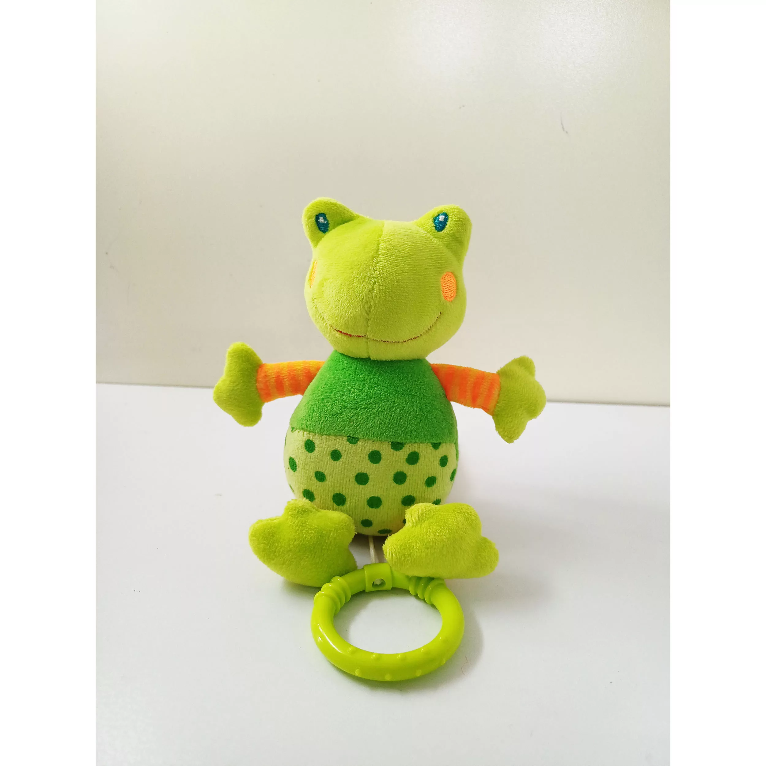 عروسک سی اند ای طرح قورباغه مدل موزیکال ارتفاع 20 سانتیمتر