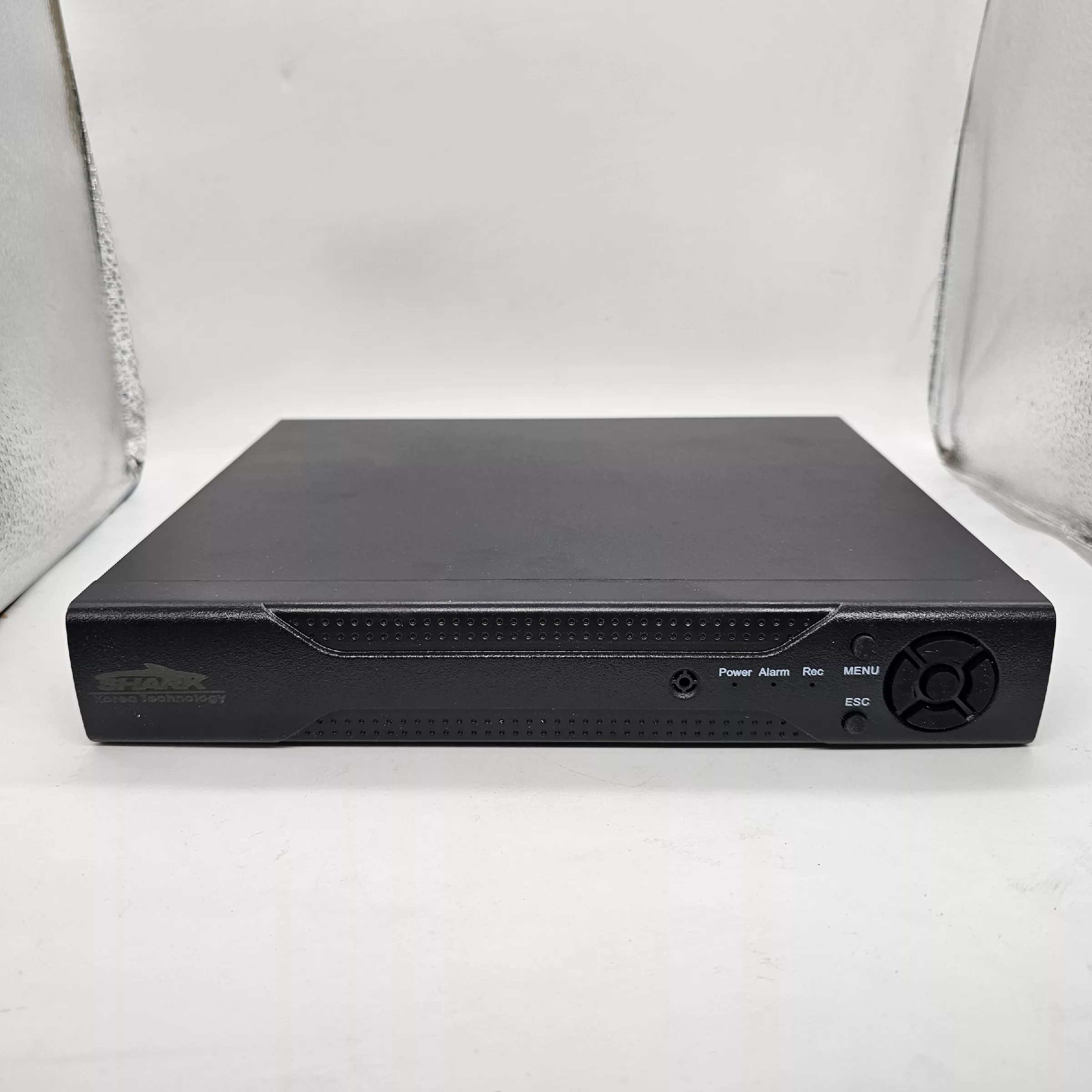سیستم امنیتی شارک مدل AHD-7004-2