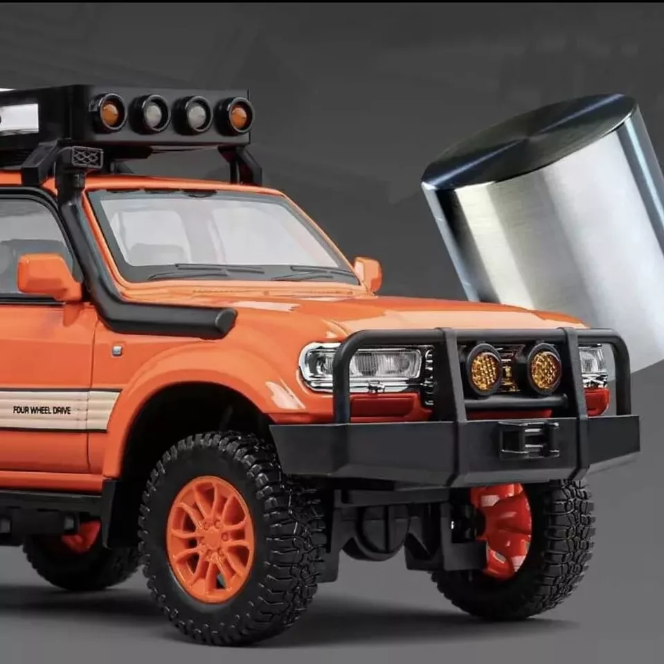 ماکت ماشین چه ژی مدل تویوتا لندکروزر Toyota Land Cruiser LC80 کد R100