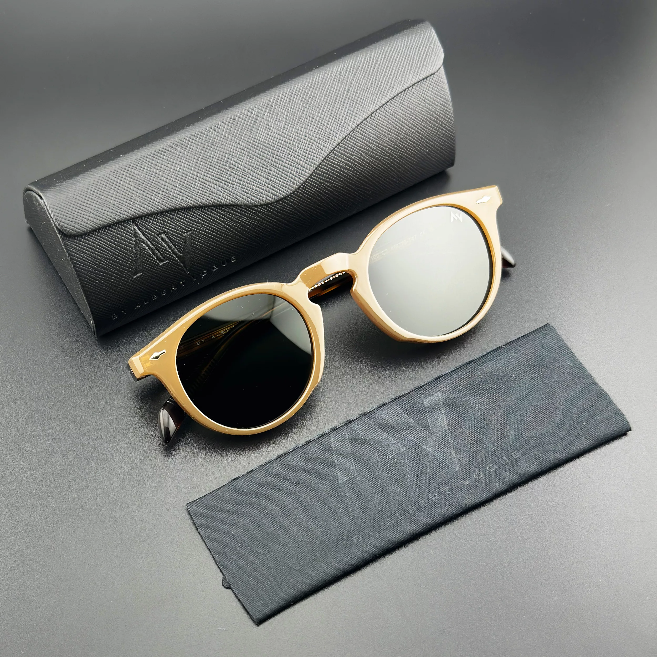 عینک آفتابی آلبرت وگ مدل S31102C3 Acetate Avantgarde Visionary