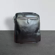 کیف رودوشی مدل چرم گاوی شاهوار