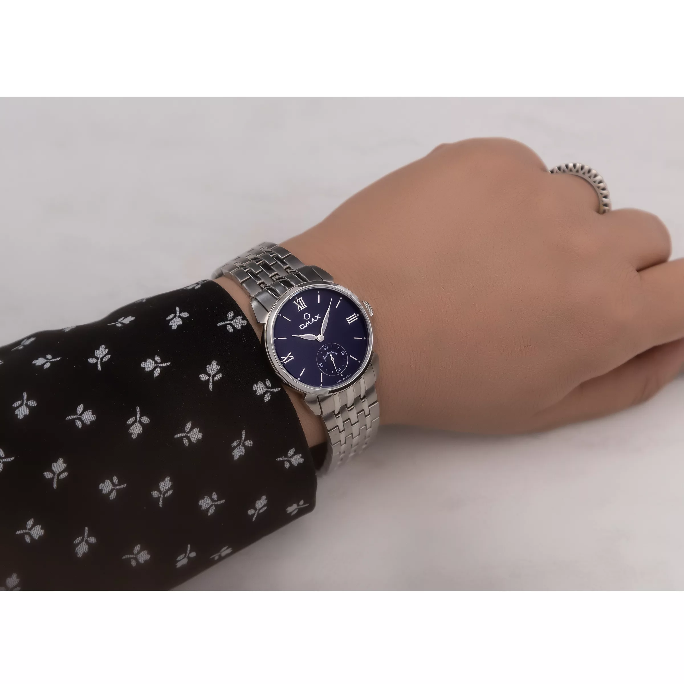 ساعت مچی عقربه ای زنانه اوماکس مدل ML06P46IO