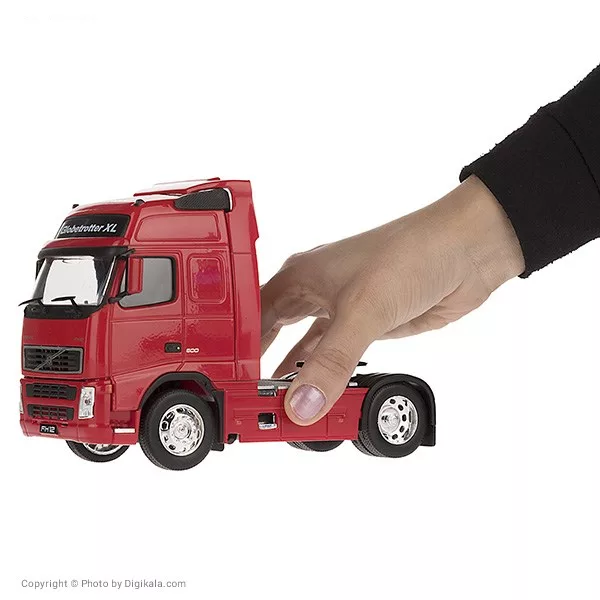ماشین بازی ولی مدل Volvo FH12