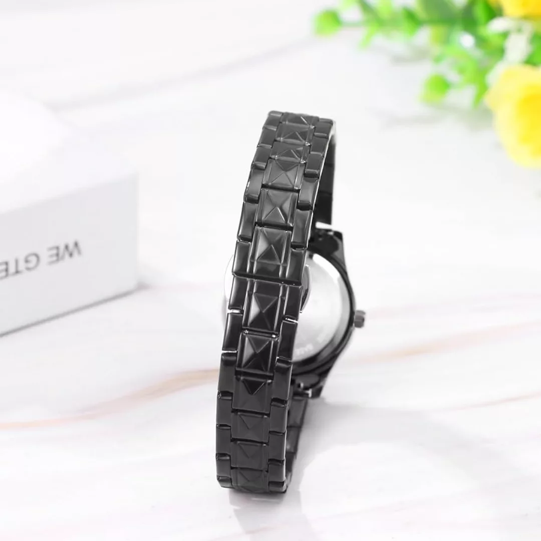 ساعت مچی عقربهای زنانه مدل کوارتز کلاسیک دی دیت بند استیل طرح تراش الماسی کد C1.9