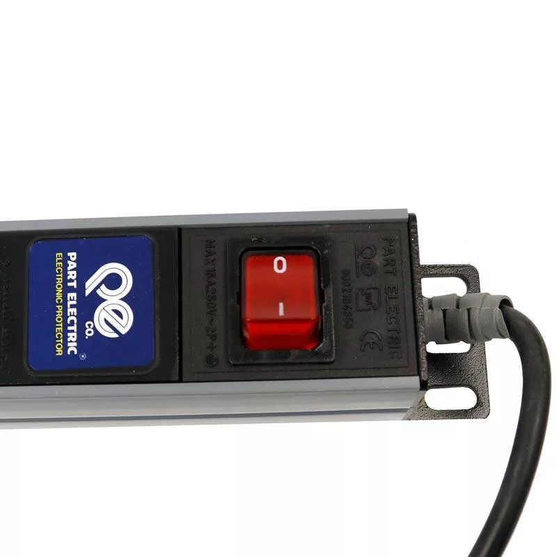 محافظ ولتاژ پارت الکتریک مدل PE5834