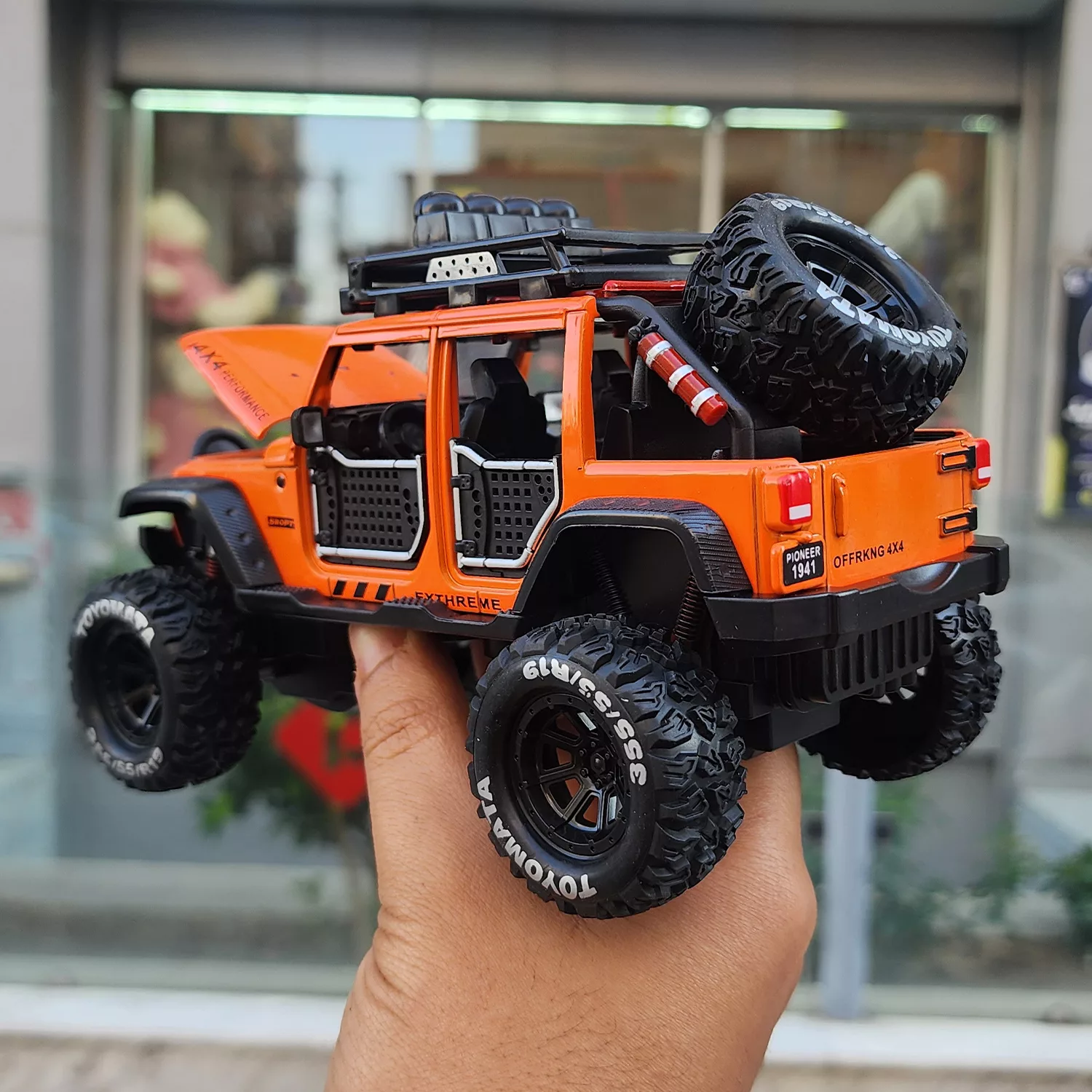 ماشین بازی ناب سل مدل موزیکال چراغ دار Jeep Off Road Wrangle
