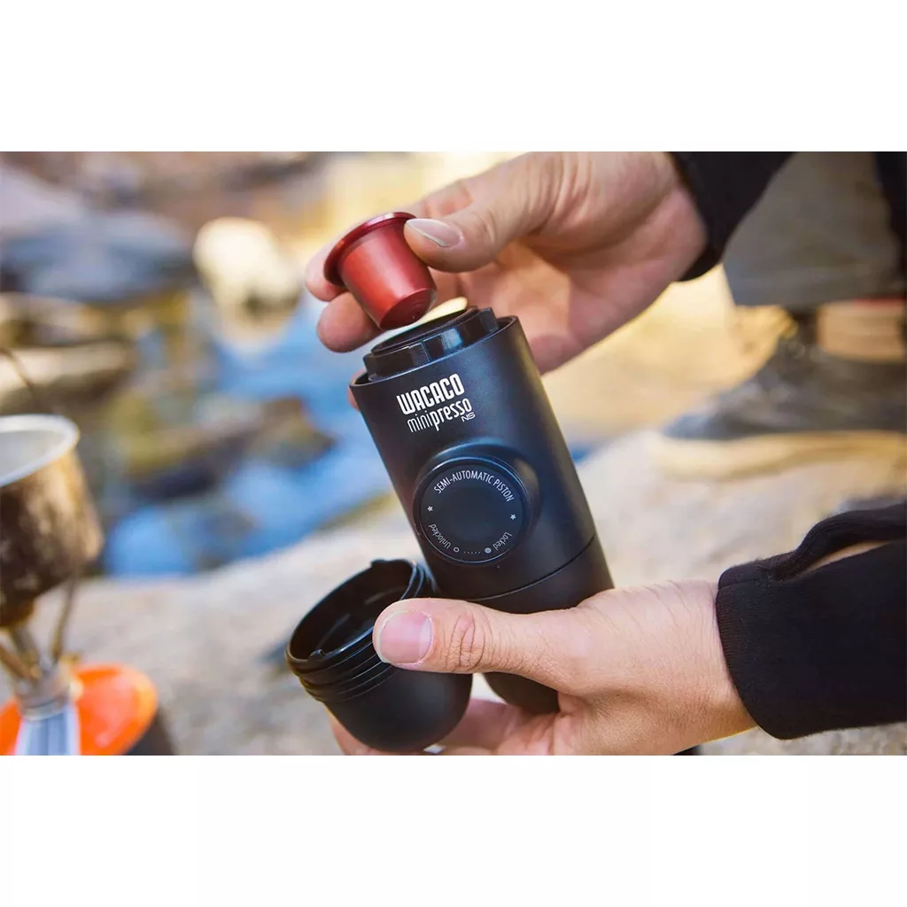 اسپرسوساز کپسولی سفری واکاکو مدل Minipresso NS کد G2025