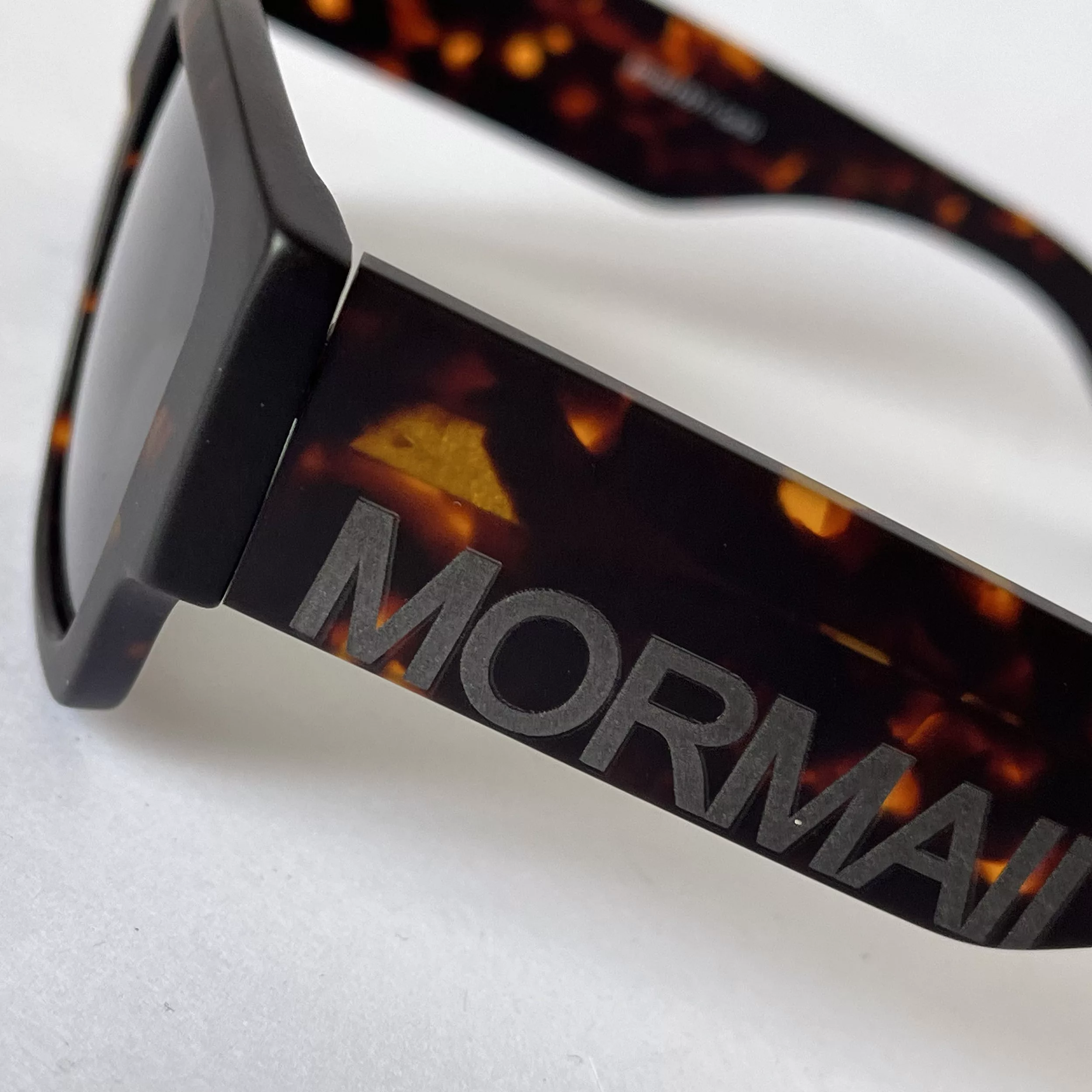 عینک آفتابی مورمایی مدل MO140 F39