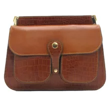 کیف دوشی زنانه مدل چرم طبیعی کد FTH116C