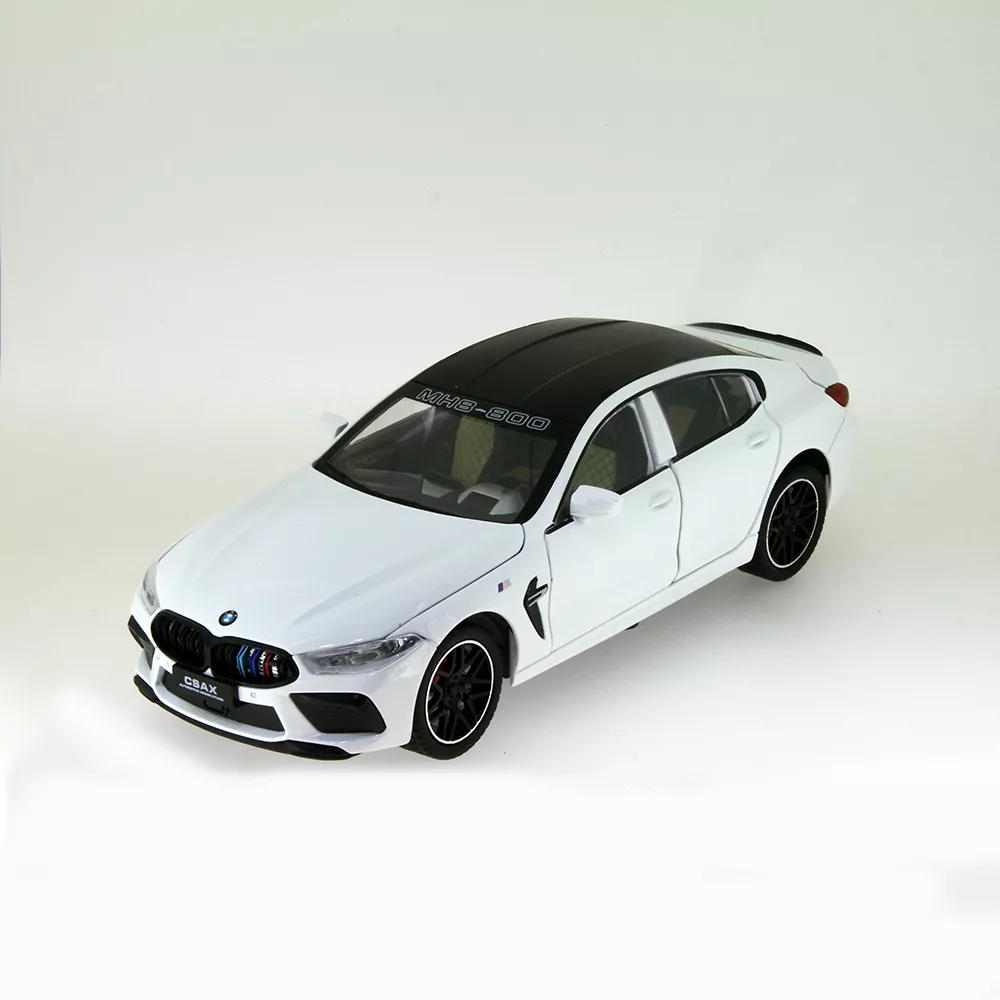 ماشین بازی چه ژی مدل بی ام و M8 کد BMW M8