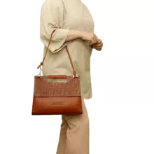 کیف رودوشی زنانه چرم بارثاوا مدل 1382