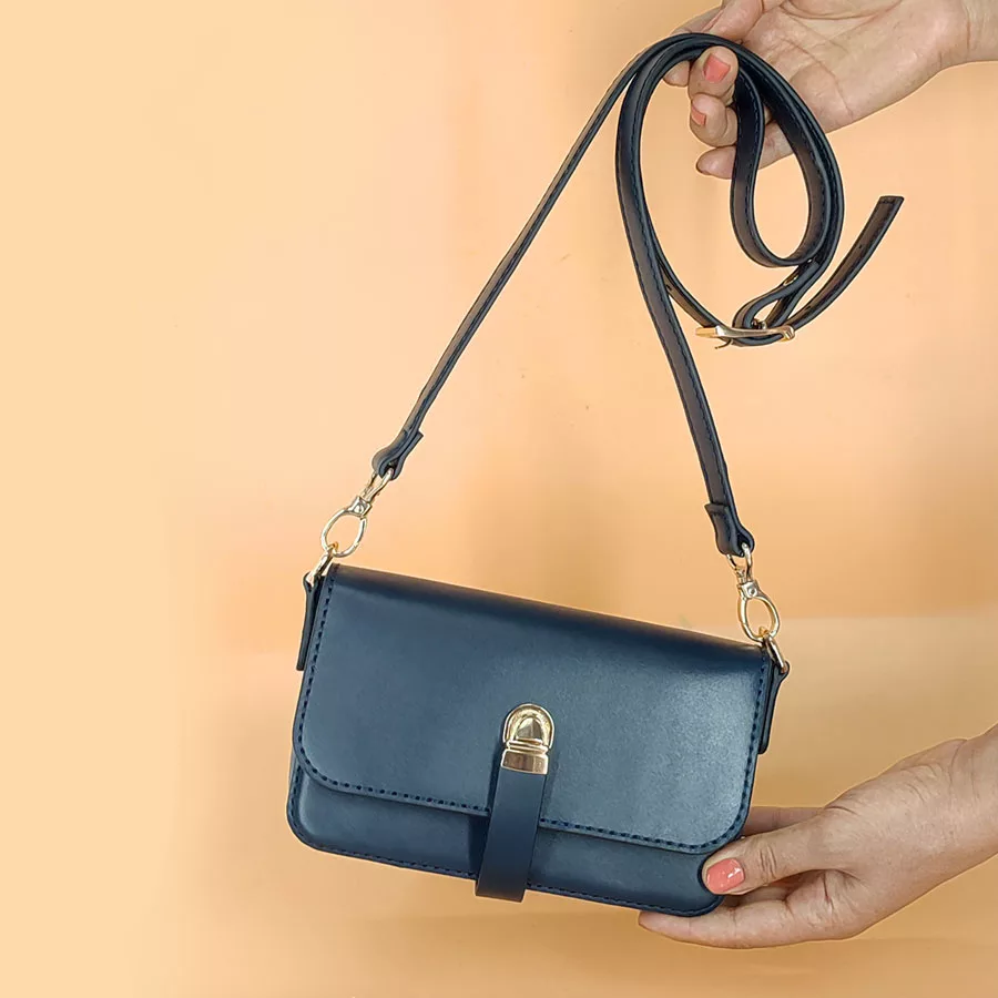 کیف رودوشی زنانه خانه چرم آنا مدل 25735