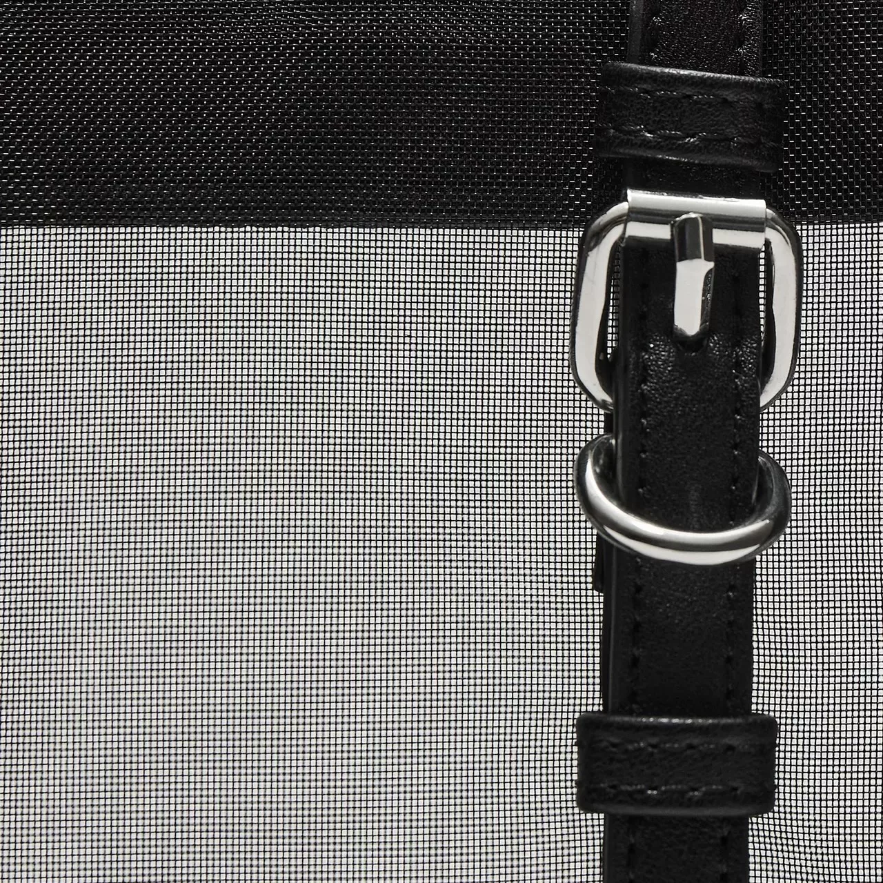 کیف دستی زنانه استرادیواریوس مدل Mesh tote 2025