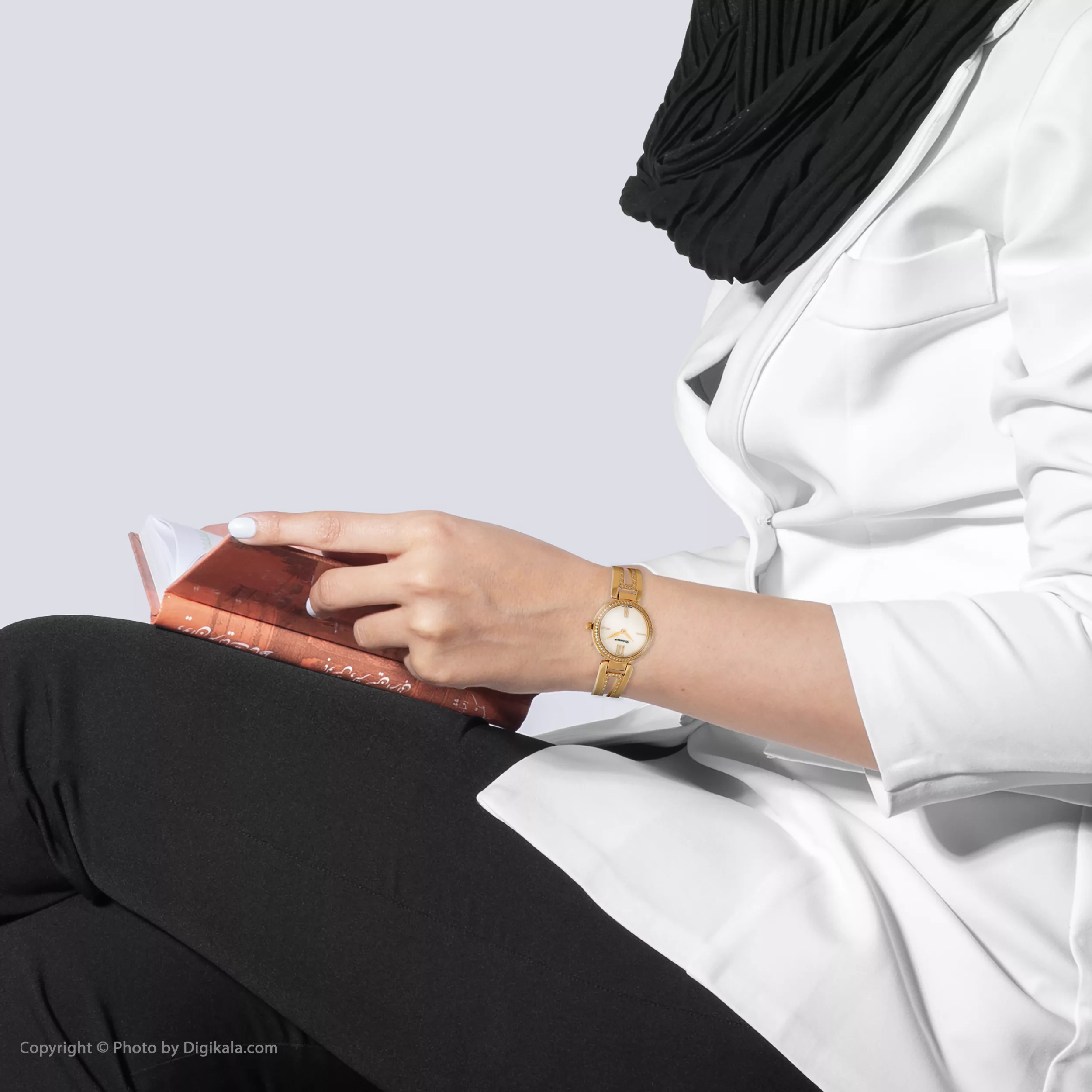 ساعت مچی عقربه ای زنانه رومانسون مدل RM7A02QLGGM1R1