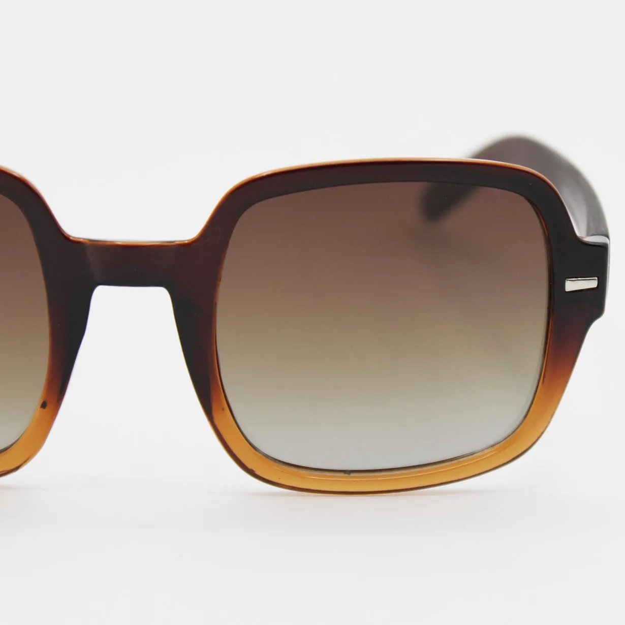 عینک آفتابی مربعی زنانه لژیون مدل 1202