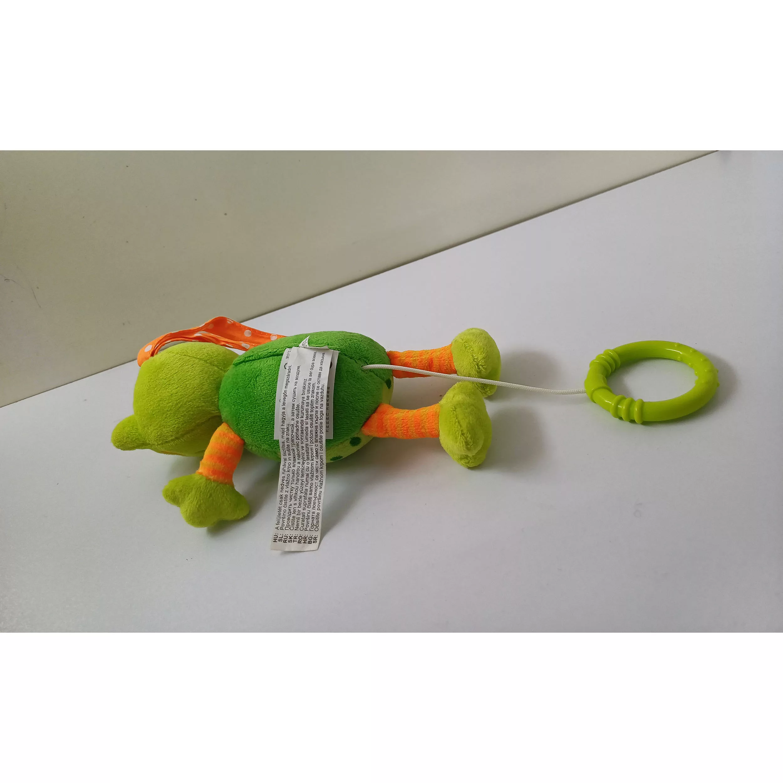 عروسک سی اند ای طرح قورباغه مدل موزیکال ارتفاع 20 سانتیمتر