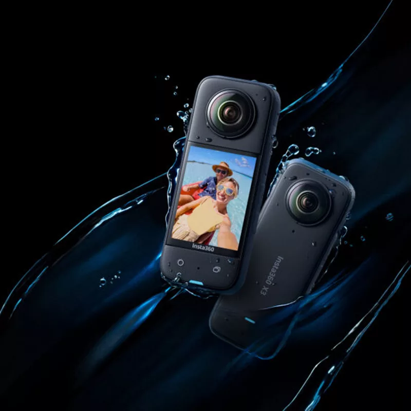 دوربین فیلم برداری ورزشی اینستا 360 مدل INSTA360 X3 به همراه لوازم جانبی