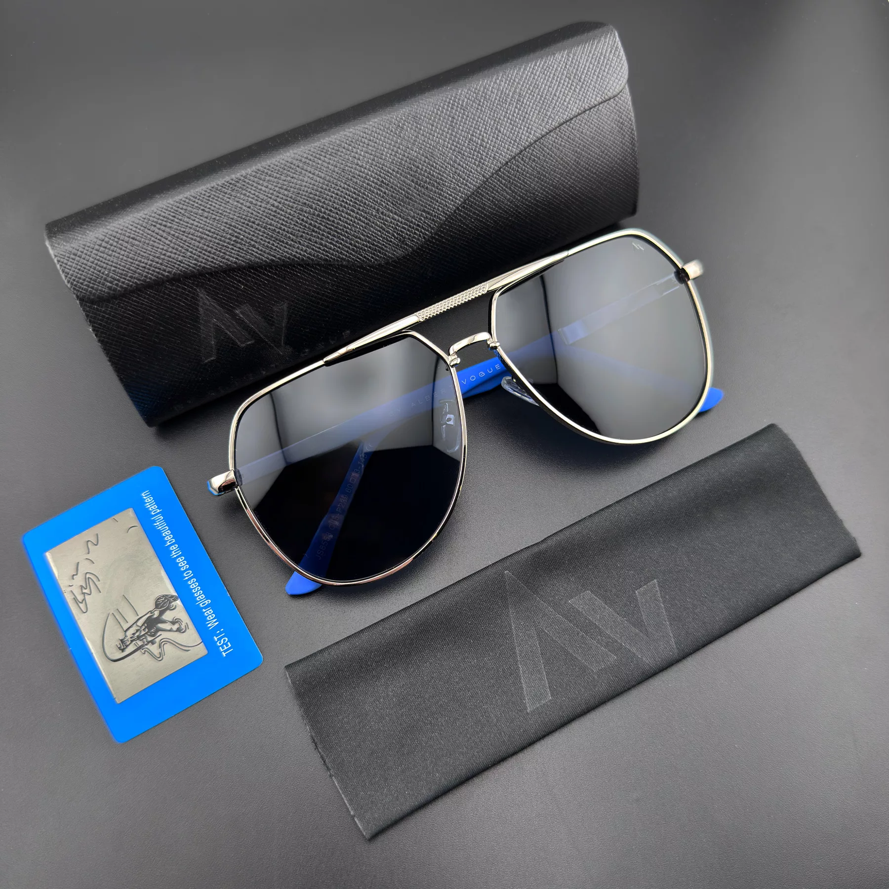 عینک آفتابی خلبانی آلبرت وگ مدل JS8553C05-P2396 Polarized Avantgarde Visionary