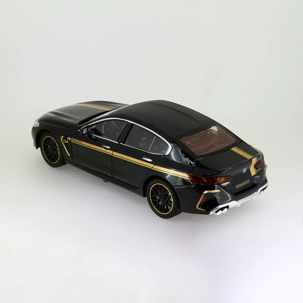 ماشین بازی چه ژی مدل بی ام و M8 کد BMW M8