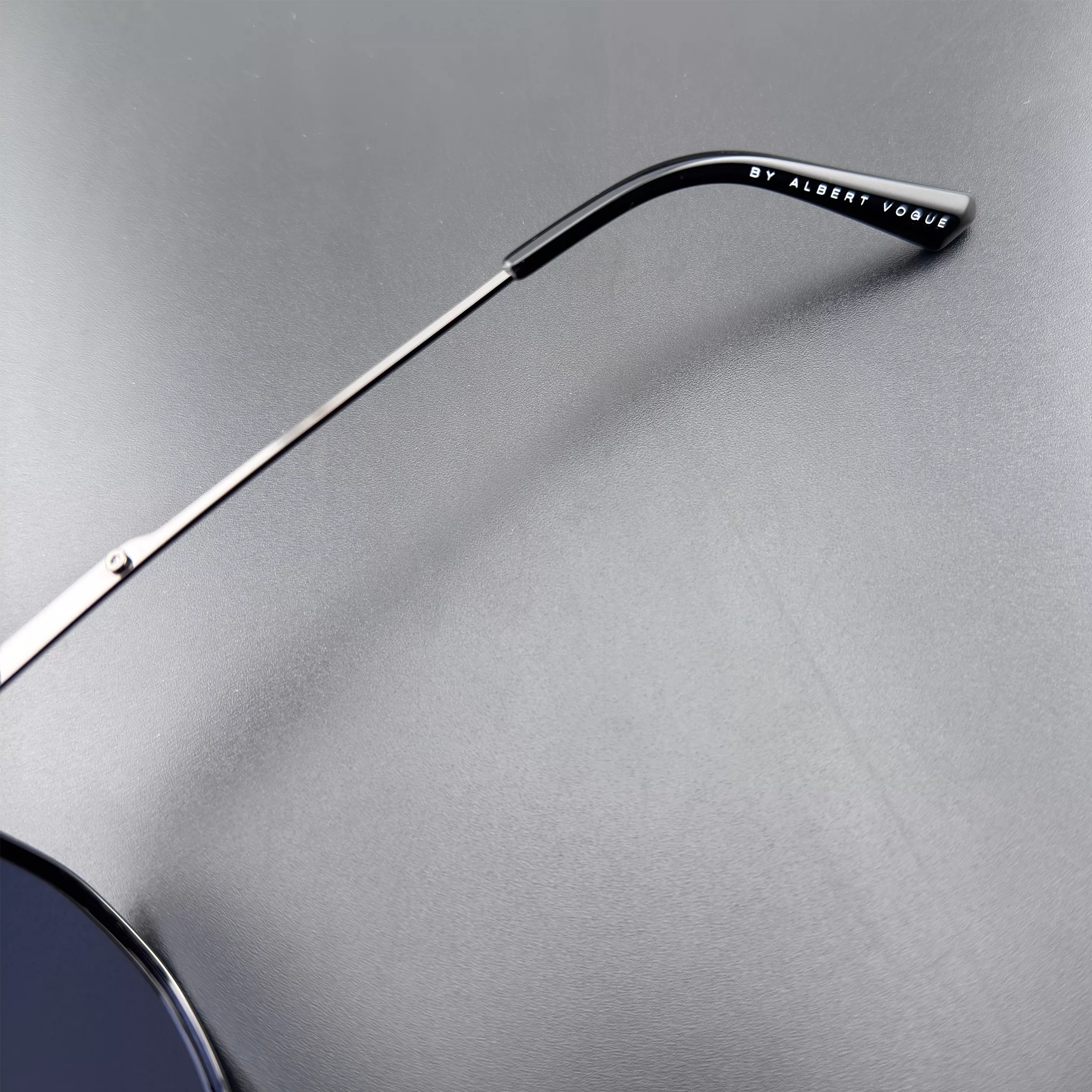 عینک آفتابی خلبانی پلاریزه آلبرت وگ مدل JS8557C31-P269 Avantgarde Visionary