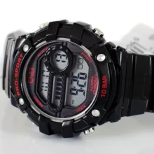 ساعت مچی دیجیتال کیو اند کیو مدل M154j001y