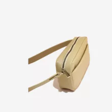 کیف دوشی زنانه چرم آرا مدل dj112